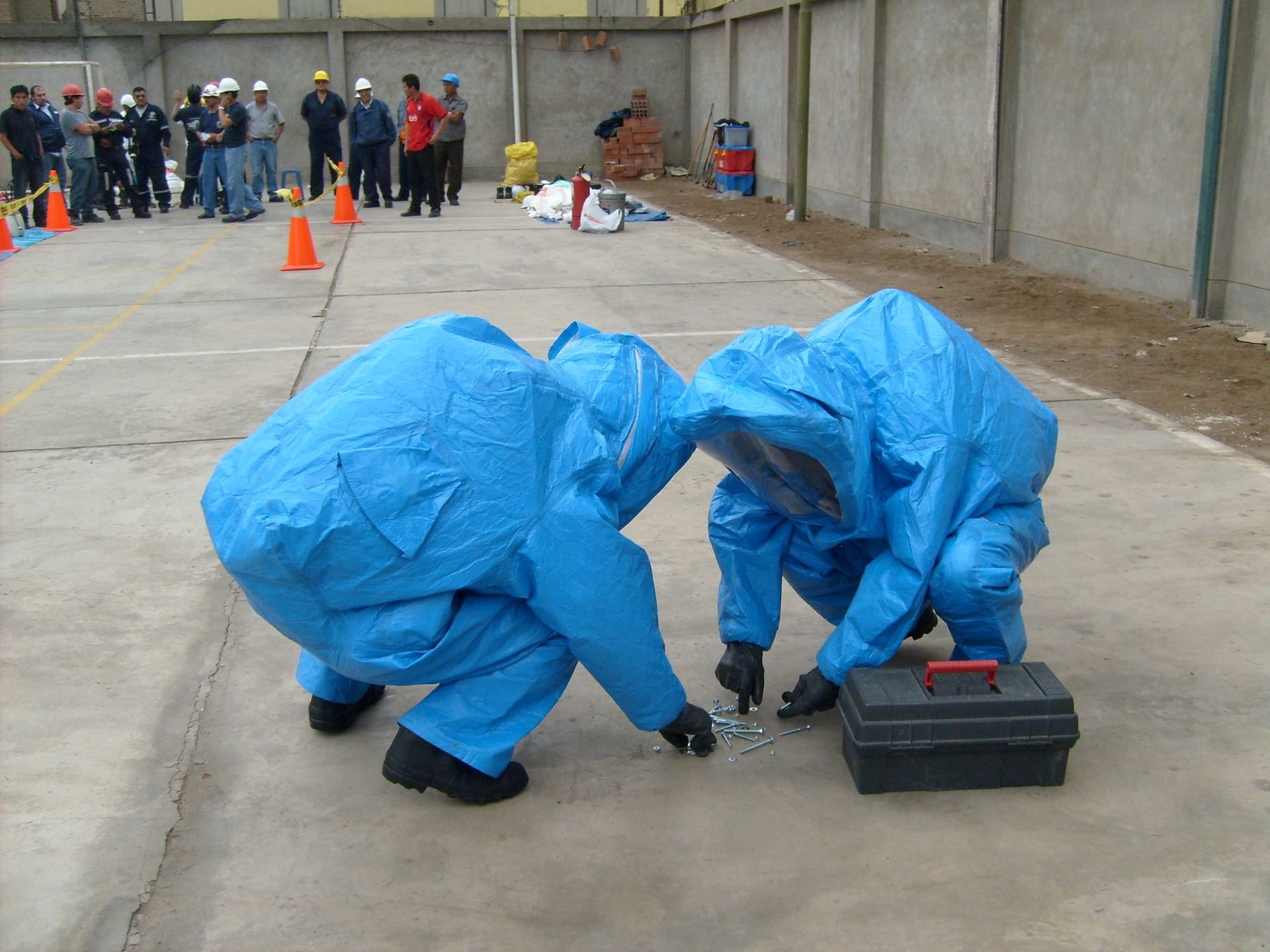 Respuesta ante Materiales Peligrosos (HAZMAT) - Imagen 17