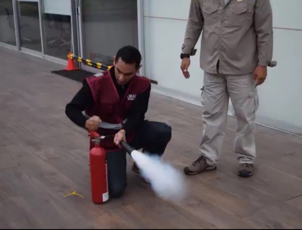 Lucha Contra Incendios y Manejo de Extintores - Imagen 4