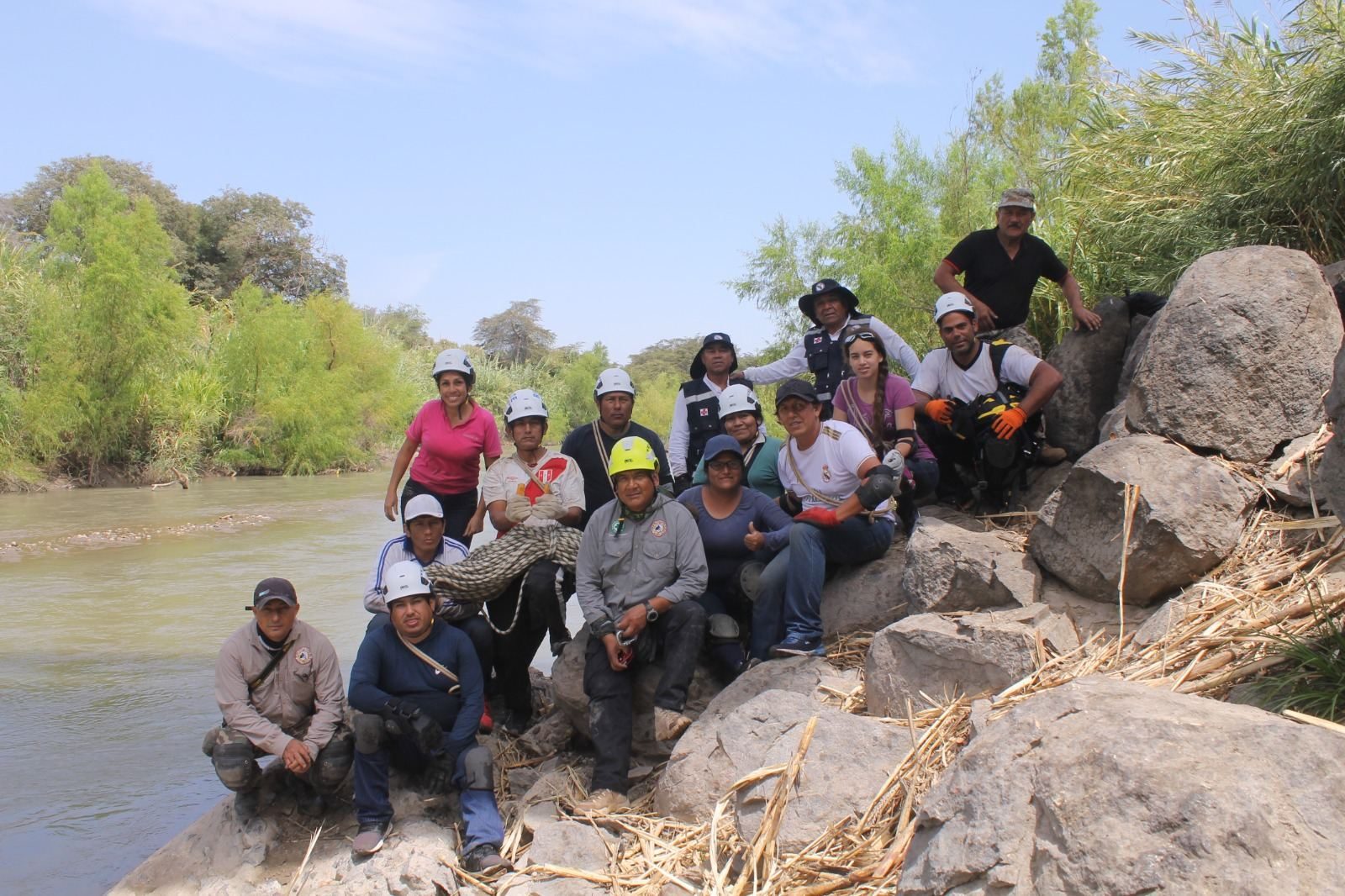 Rescate y Cruce en Aguas Rápidas - Imagen 4